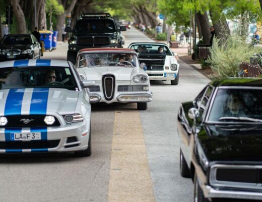 Lignano Sabbiadoro - US Cars on the Beach