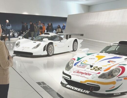 Anna Maria Rożek im Porsche Museum Stuttgart