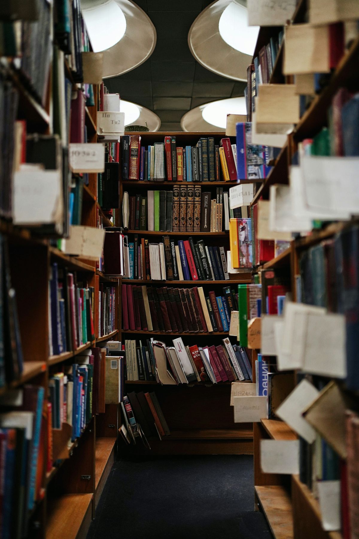 Foto: Bücher erscheinen schneller als Caffè Macchiatos in Milano.